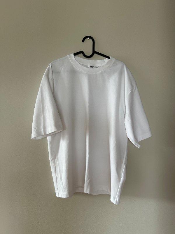 Uniqlo bolur (E)