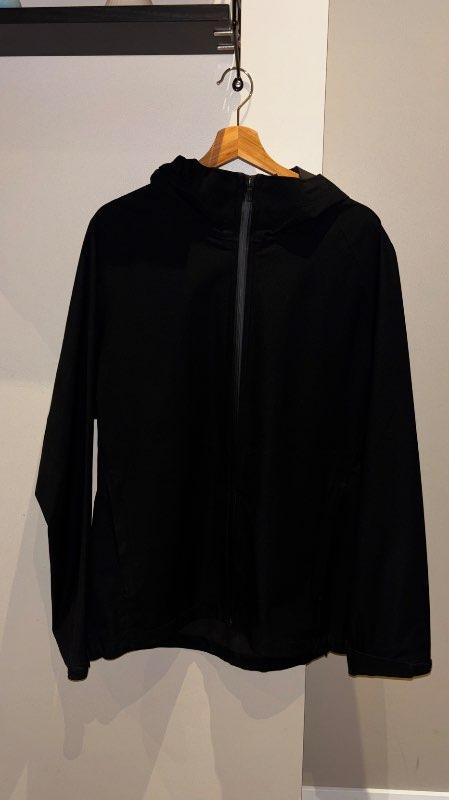 Uniqlo skel