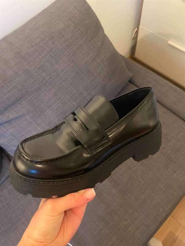 Vagabond loafers