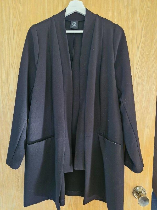 Volcano Turnu blazer síður