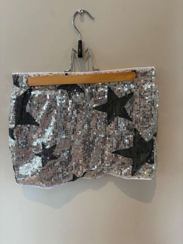 Sequin minipils