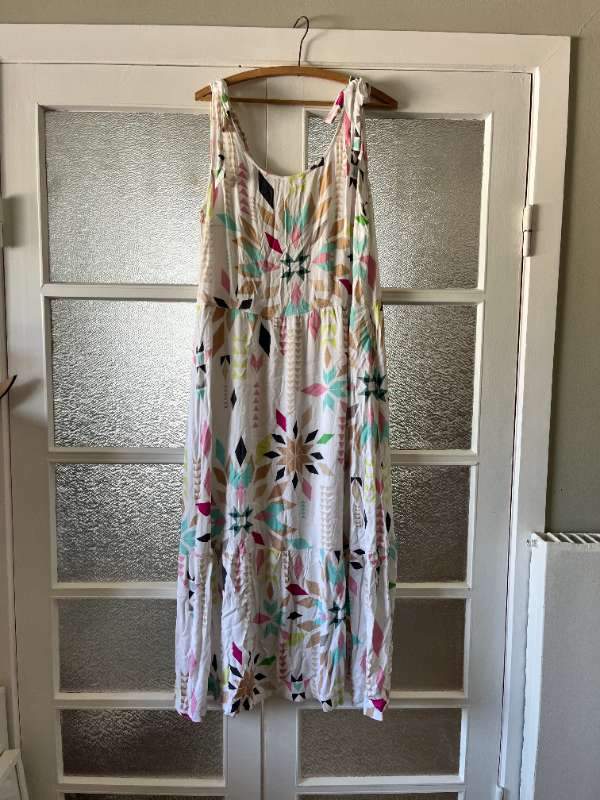 White Stuff Maxi Kjoll
