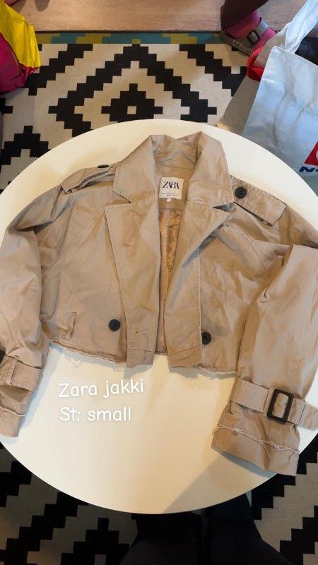 ZARA cropped jakki