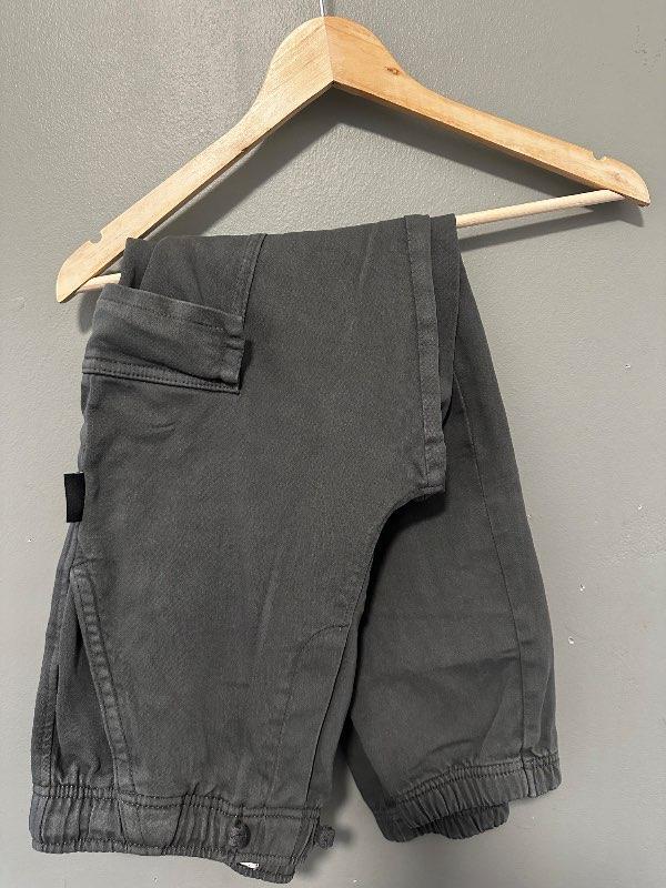ZARA gráleitar cargobuxur