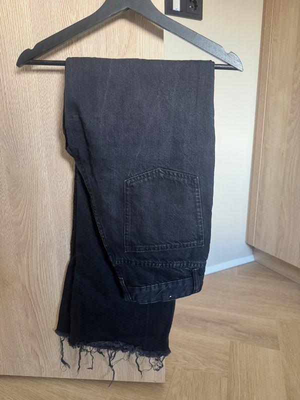 ZARA svartar gallabuxur