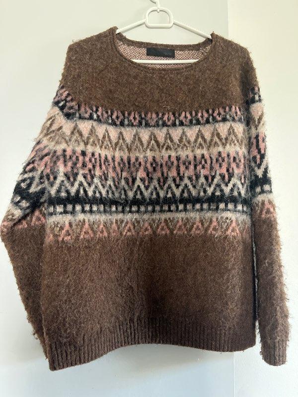 Zara brown sweater