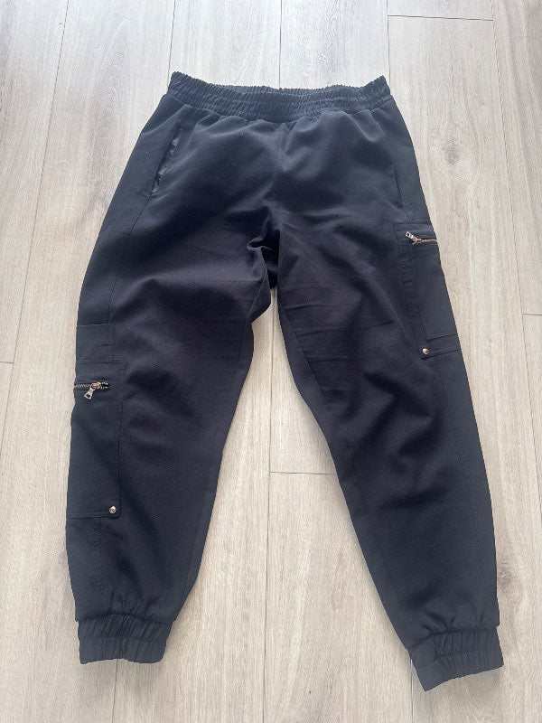 Zara buxur