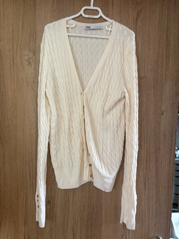 Zara golla