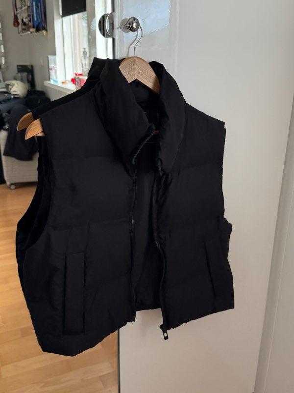 Zara svart vesti
