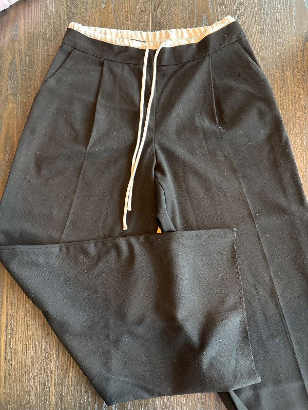 Zara svartar buxur