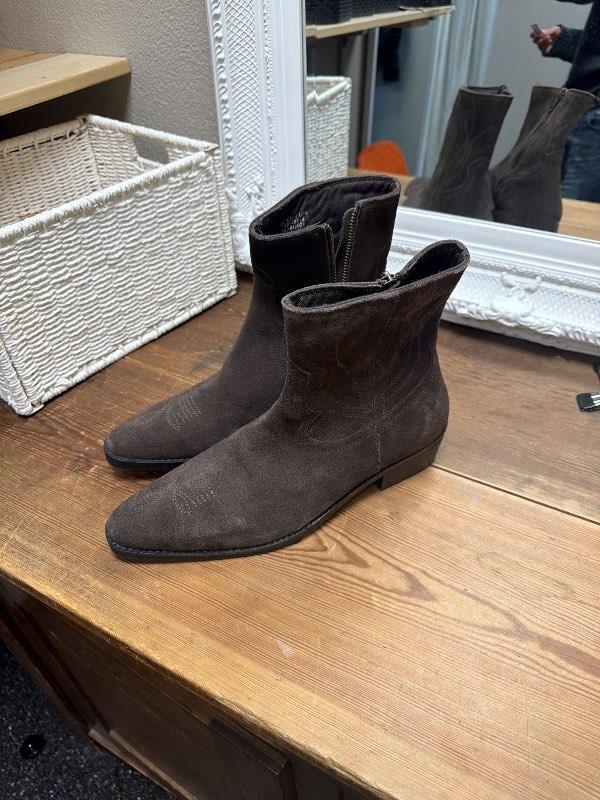 boots