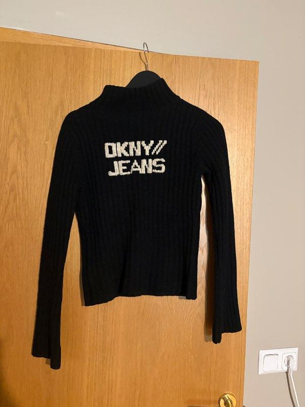 dkny peysa