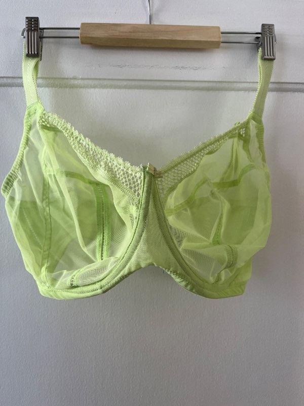Græn brjósthaldari / green bra