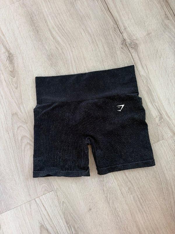gymshark stuttbuxur