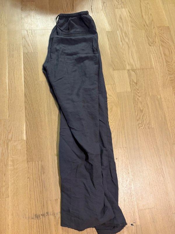 hör buxur