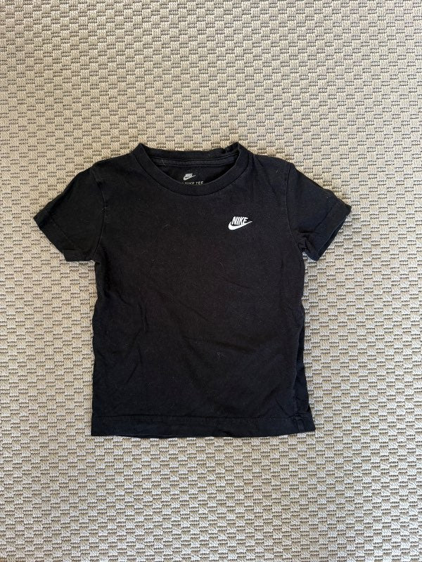 Nike bolur svartur/hvítt lítið logo