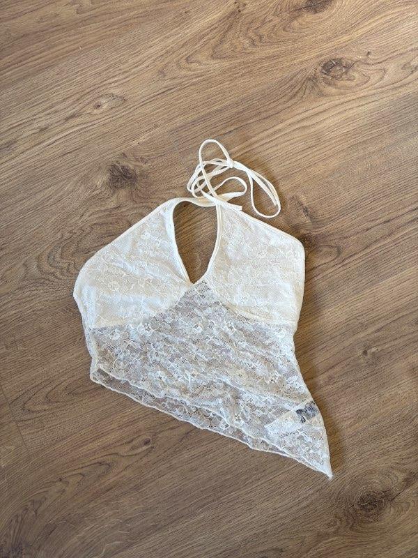 hvítur lace bolur