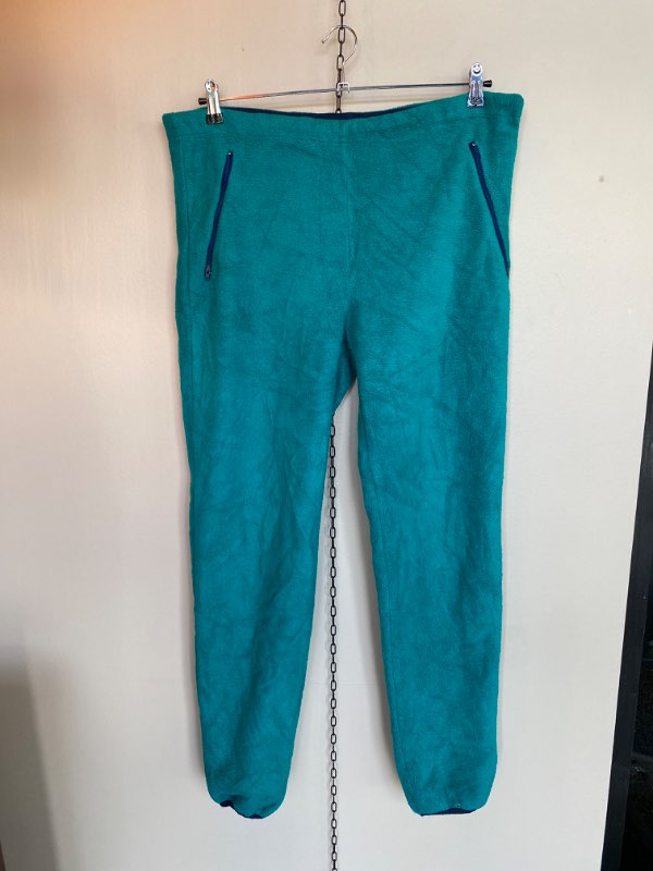 Patagonia fleece pants green