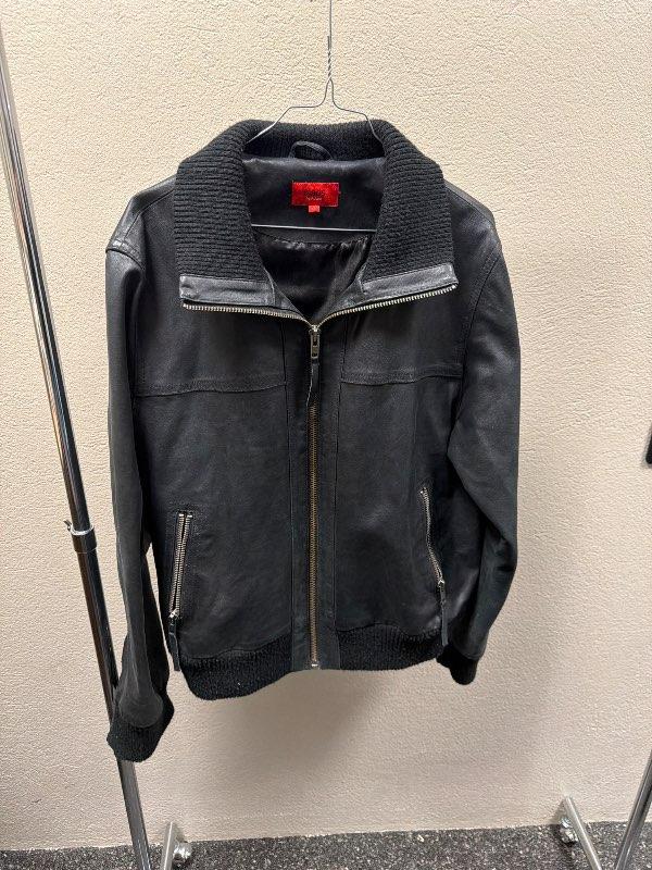 kaos leður jakki