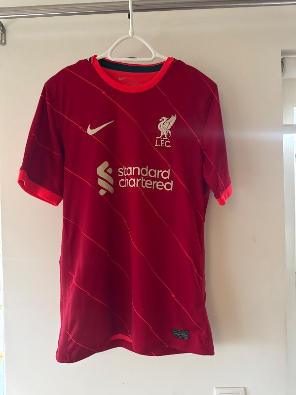 liverpool treyja