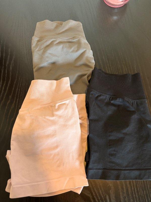3 scrunch stuttbuxur