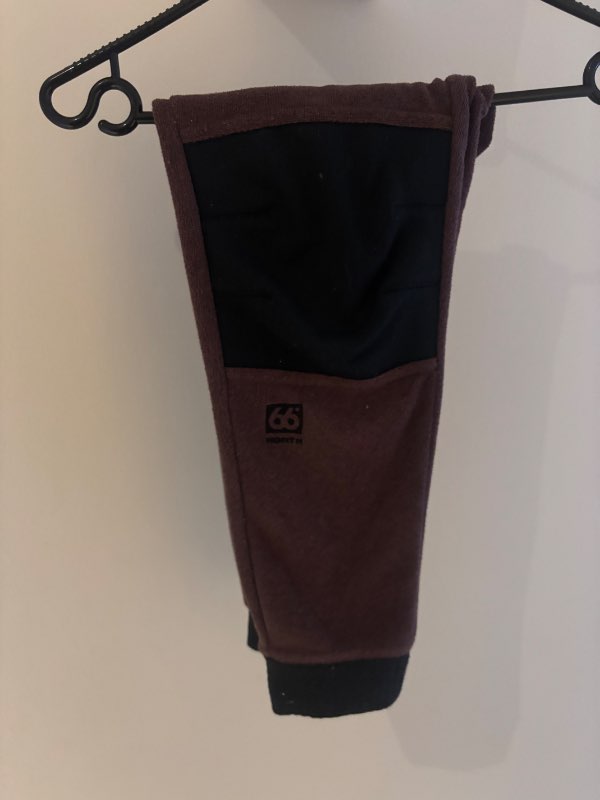 66, flísbuxur