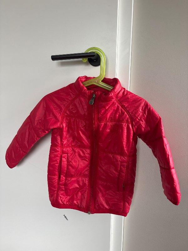 66 primaloft jakki rauður