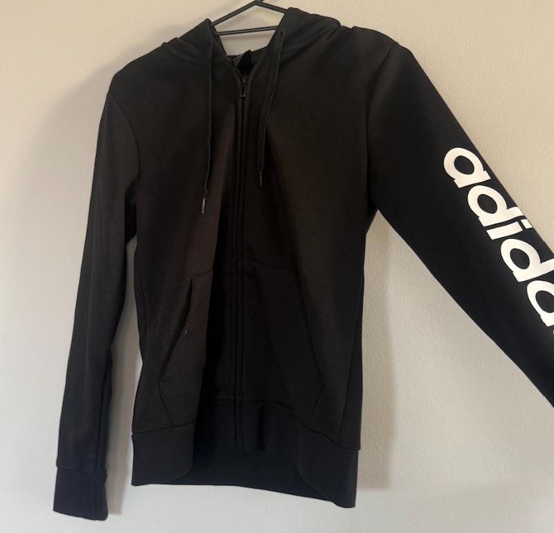 Adidas Peysu Svört - ónotuð