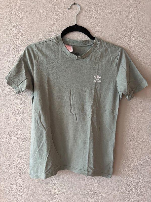 Adidas bolur grænn