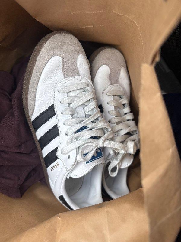 Adidas hvítir samba