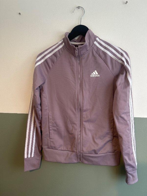 Adidas peysa