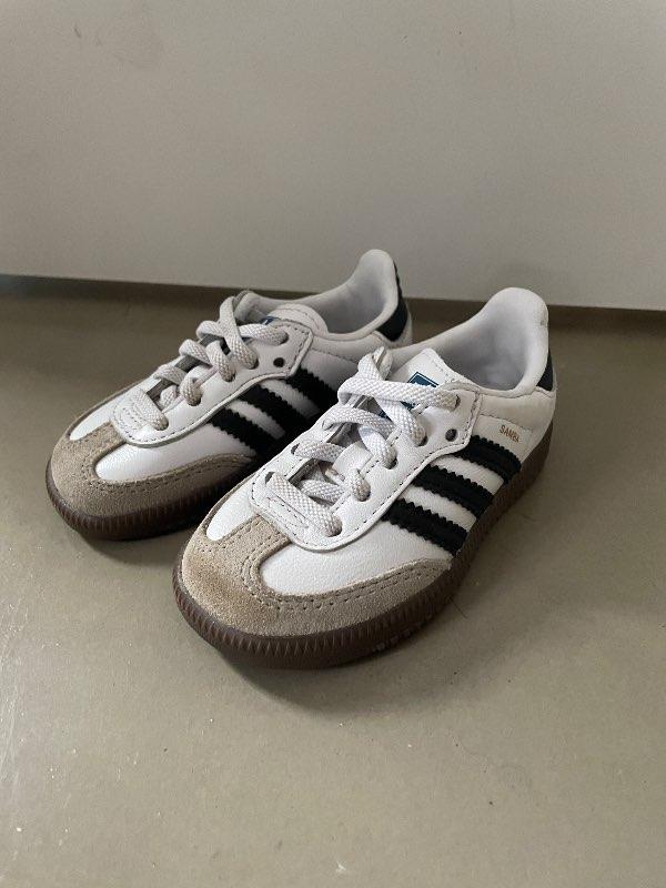 Adidas samba barnaskór