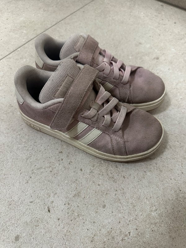 Adidas skór US st 1