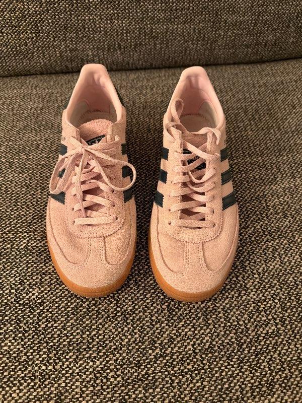 Adidas spezial skór