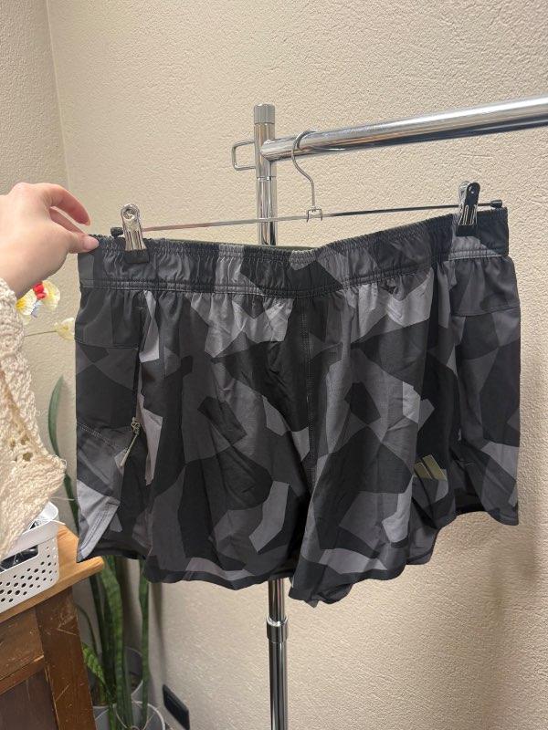 Adidas stuttbuxur