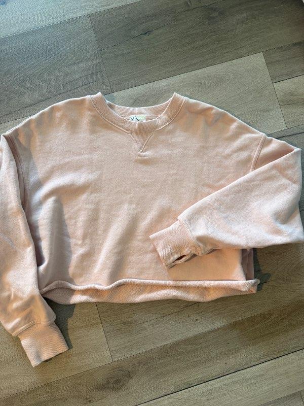 Aerie bleik stutt peysa