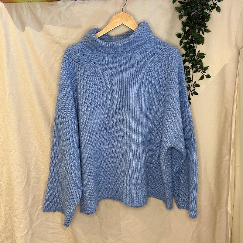 Asos blá prjónapeysa