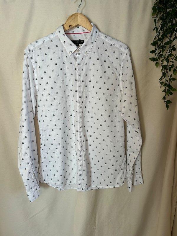 Bee print 🐝 skyrta 100%cotton