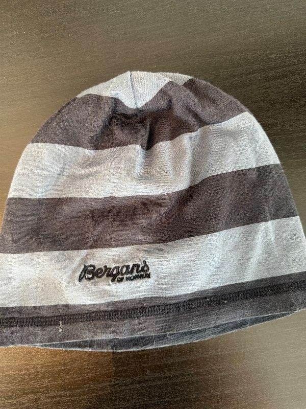 Bergans húfa