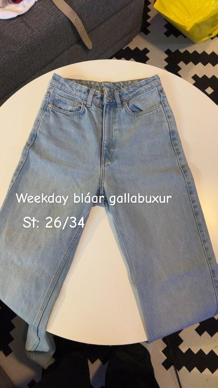 Bláar weekday gallabuxur