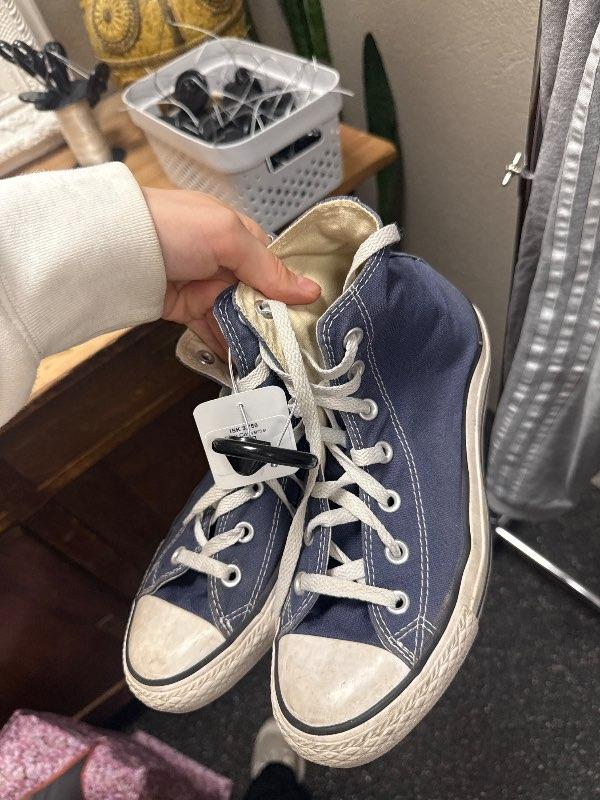 Bláir Converse