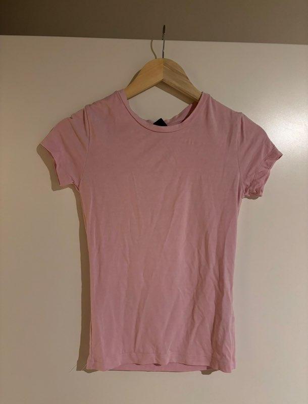 Bleikur Gina Tricot bolur
