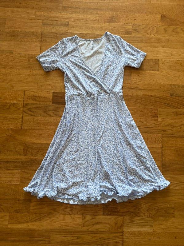 Blue dress
