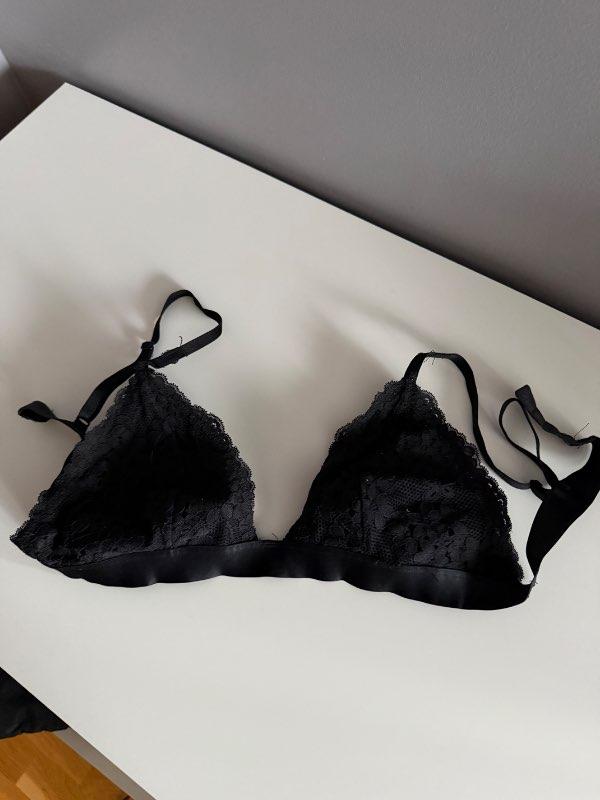 Blúndu haldari