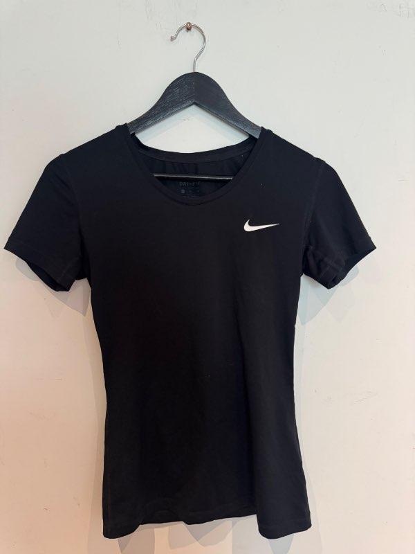 Bolur Nike