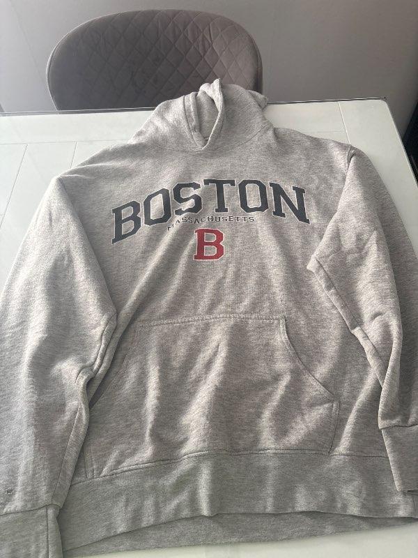 Boston peysa