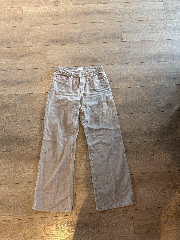 Brúnar Gina Tricot buxur