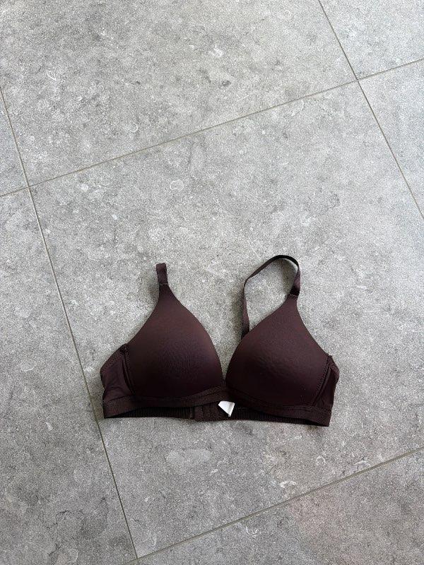 Brúnn bh M