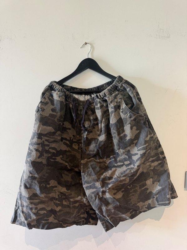 Camo jorts