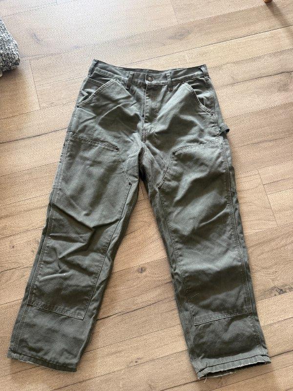 Carhart cargo buxur grænar
